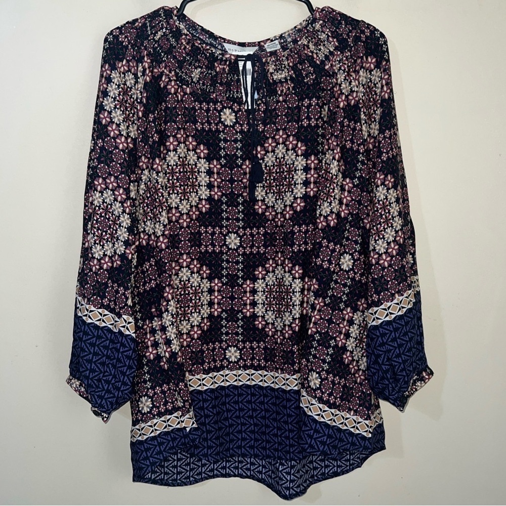 11.1 Tylho Anthropologie Patterned Blouse Medium NWT - Picture 2 of 4